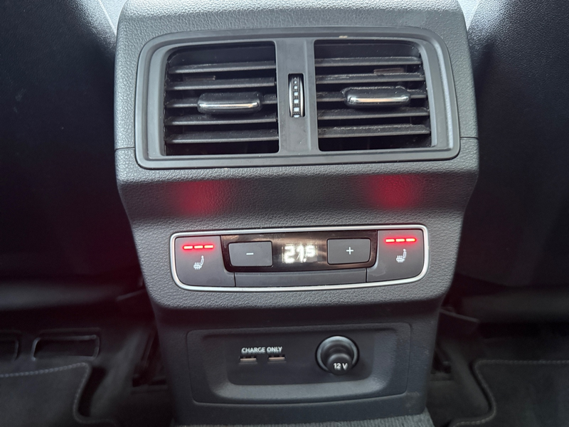 Audi Q5 2.0 TDI quattro S-tronic AHK RFK Navi LED — photo 16