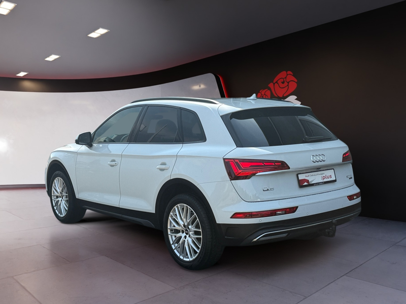 Audi Q5 2.0 TDI quattro S-tronic AHK RFK Navi LED — photo 4