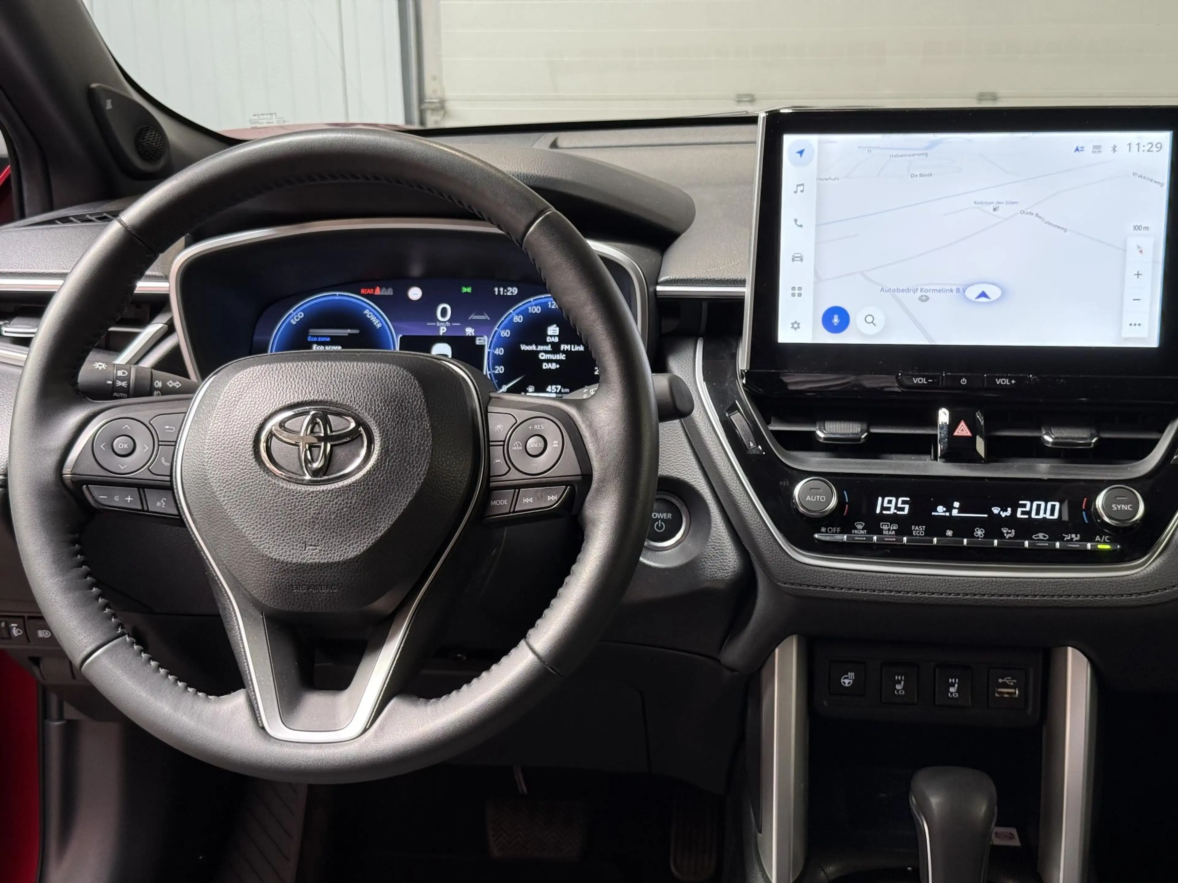 Toyota Corolla Cross 2.0 High Power Hybrid Launch Edition — photo 8