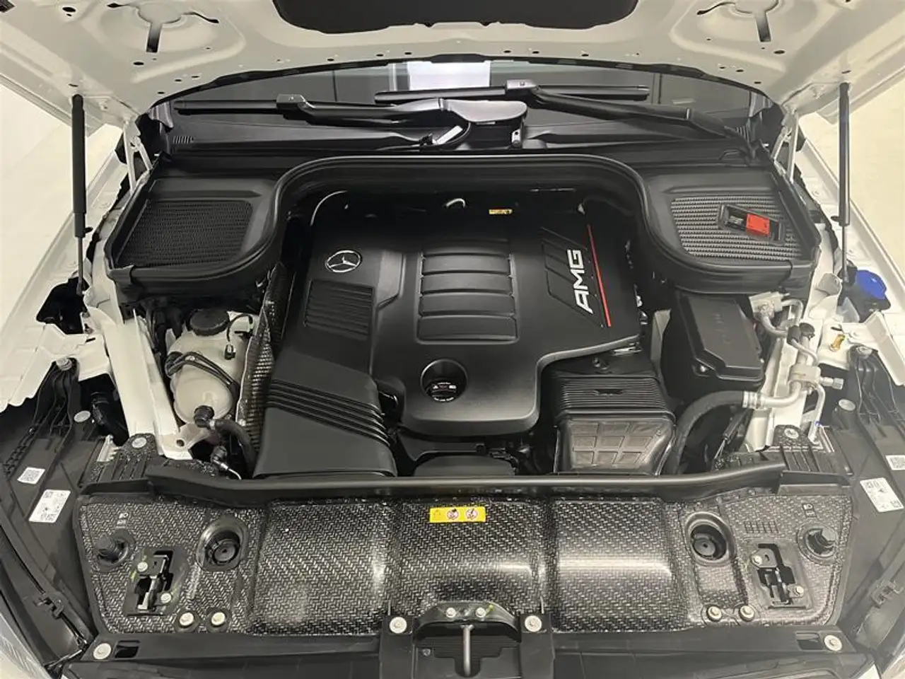Mercedes-Benz GLE снимка Mercedes-Benz GLE
