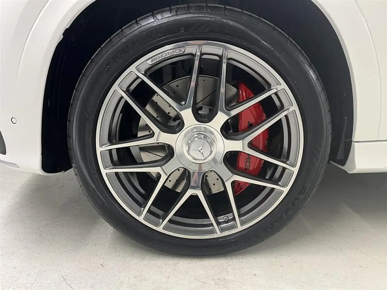 Mercedes-Benz GLE снимка Mercedes-Benz GLE