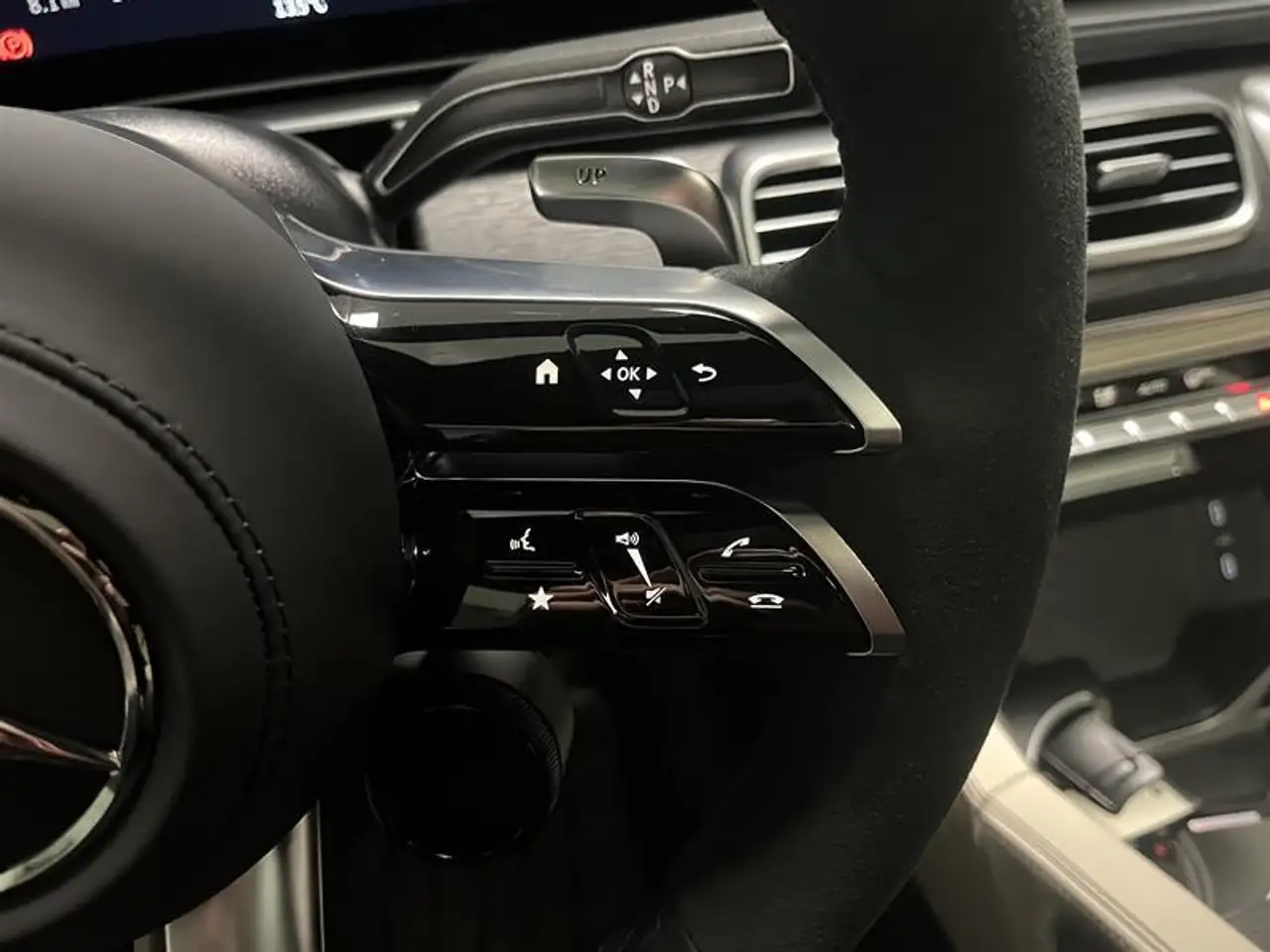 Mercedes-Benz GLE снимка Mercedes-Benz GLE