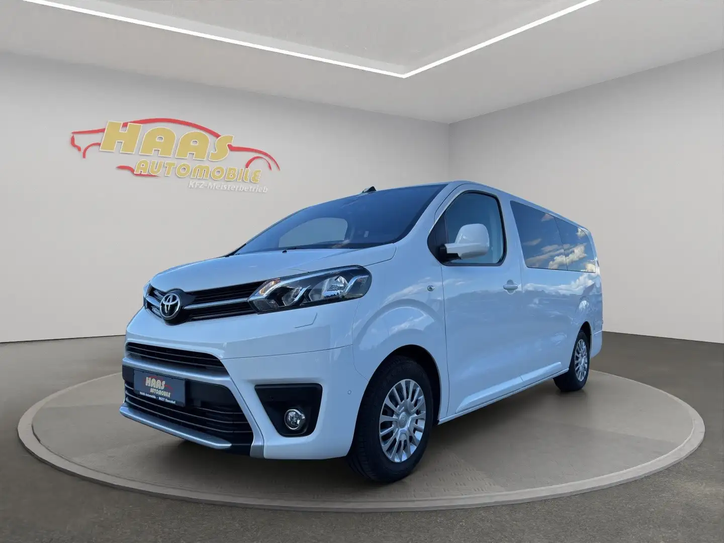 Toyota Proace Verso L2 Shuttle*Navigation*9-Sitzer* Weiß - 1