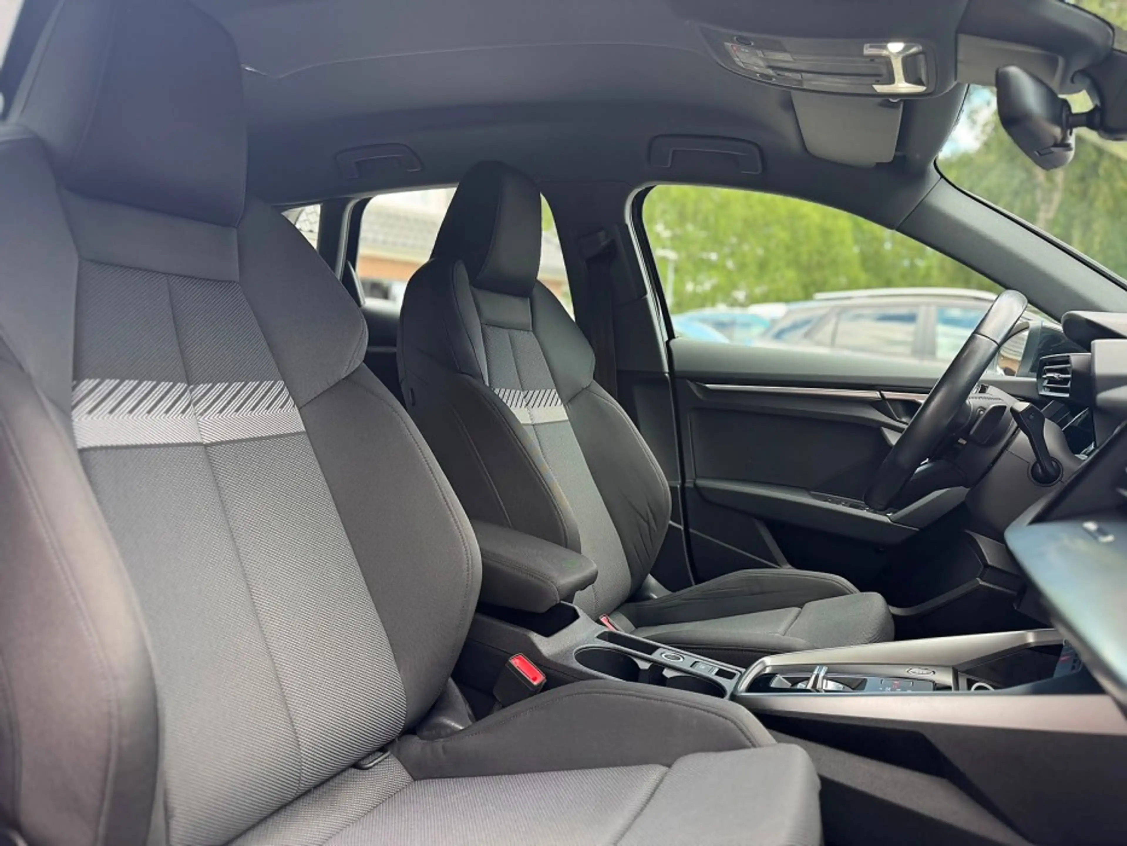 Audi A3 Sportback 30 TFSI Attitude Ecc,Navi,Led,Pdc, sp st — photo 19