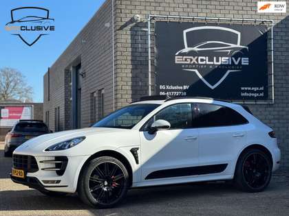 Porsche Macan 3.6 Turbo 400pk/Sportchrono/Pano/Carbon/Alcantara