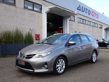 Auris Touring Sport Touring Sport 1.4 d-4d Active