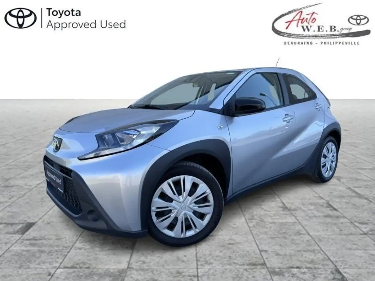 Toyota Aygo X 1.0L CVT X play 2575 km ! Zilver - 1