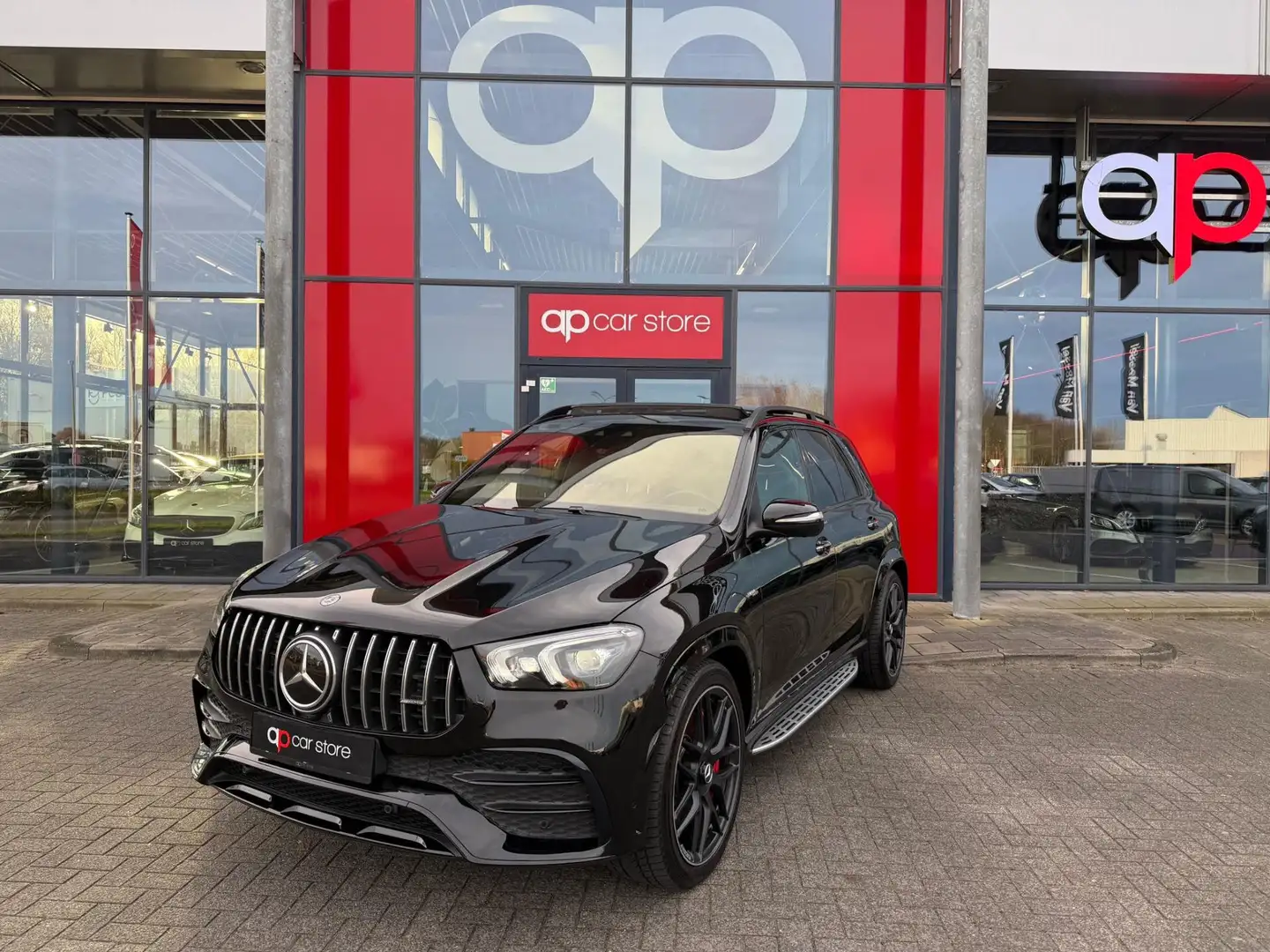 Mercedes-Benz GLE 53 AMG 4MATIC+ Premium Plus AMG Premium Panorama Noir - 1