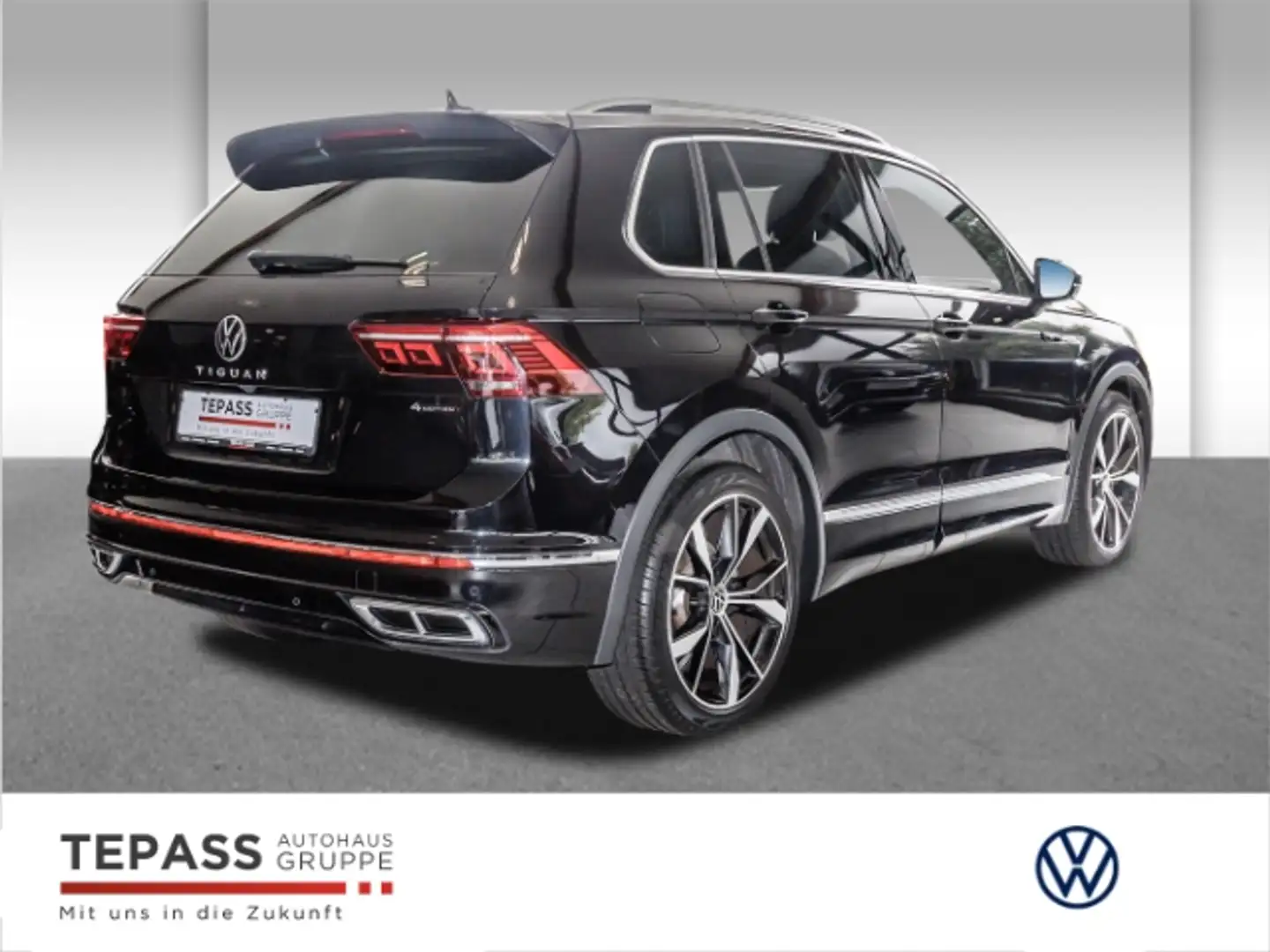 Volkswagen Tiguan 2.0 TDI R-Line MATRIX PANO LEDER KAMERA AHK Zwart - 2