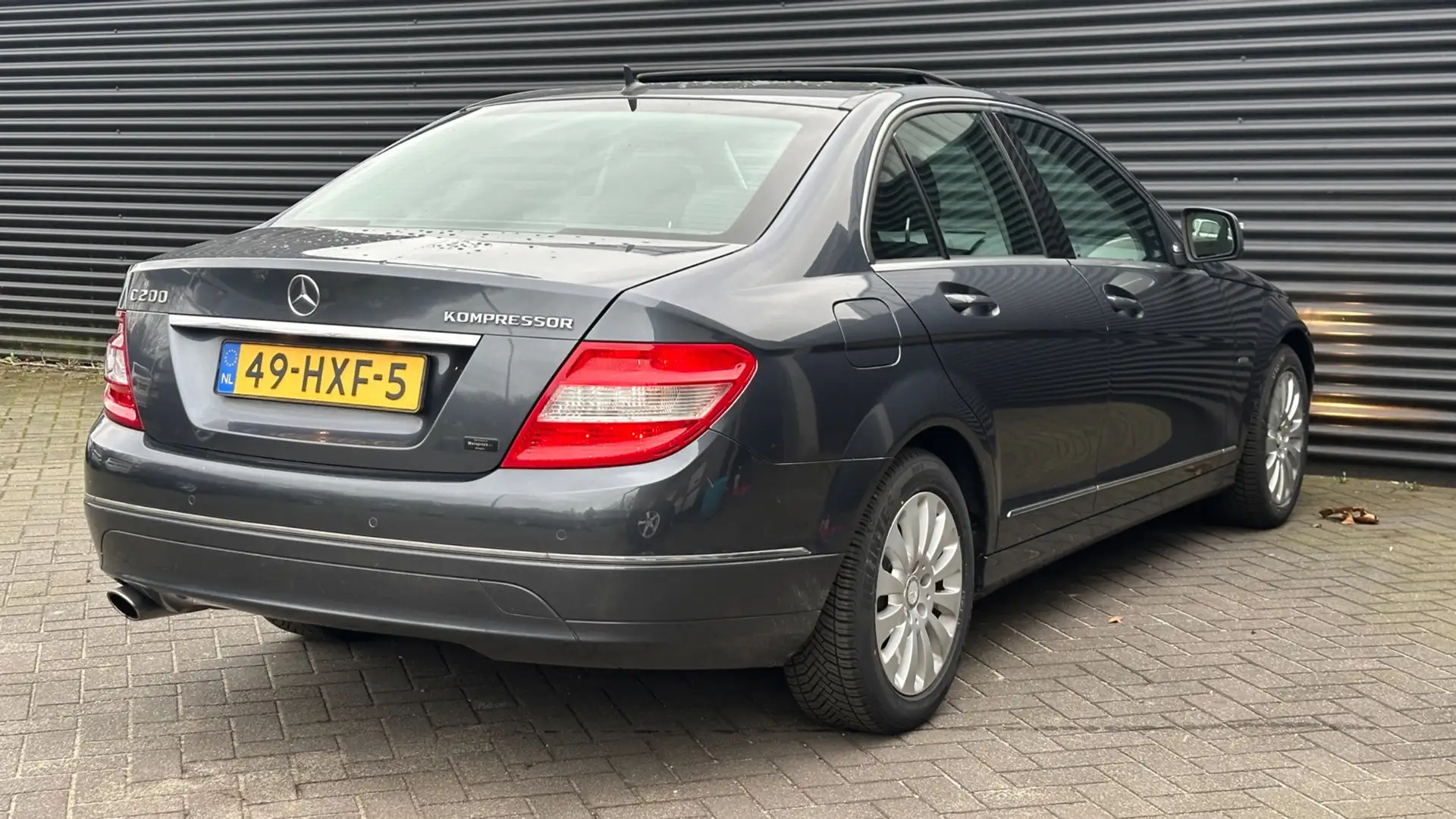 Mercedes-Benz C 200 K Elegance | 1e eigenaar | Schuifdak | Cruise cont Grau - 2