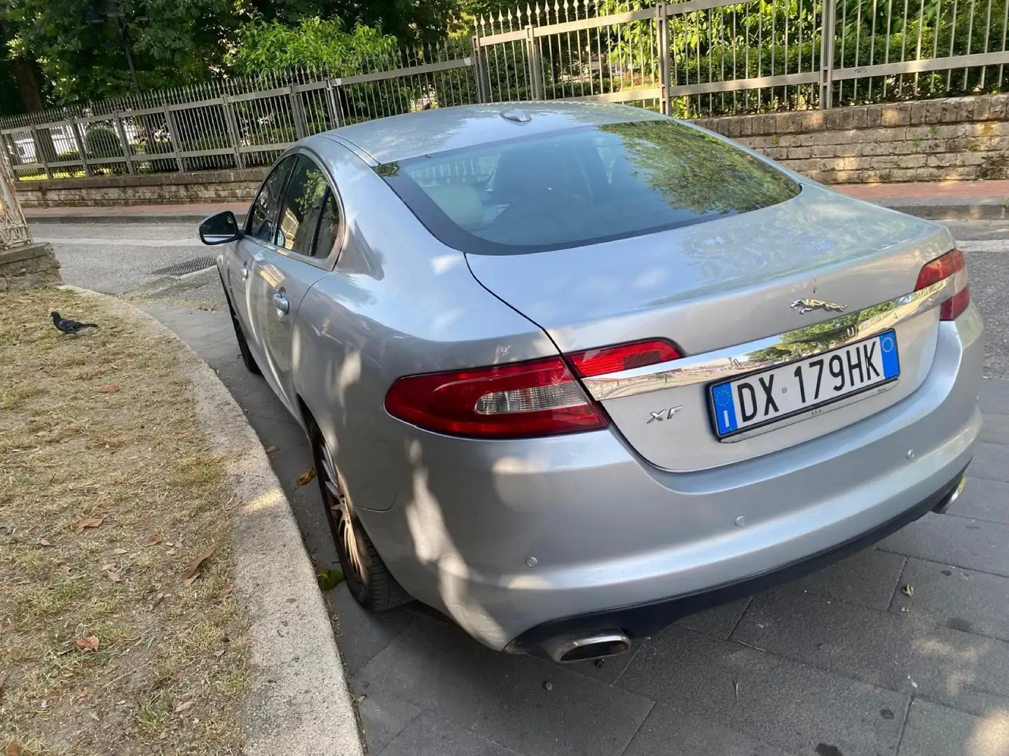 Jaguar XJ 2.7d V6 Executive full optional auto Grigio - 1