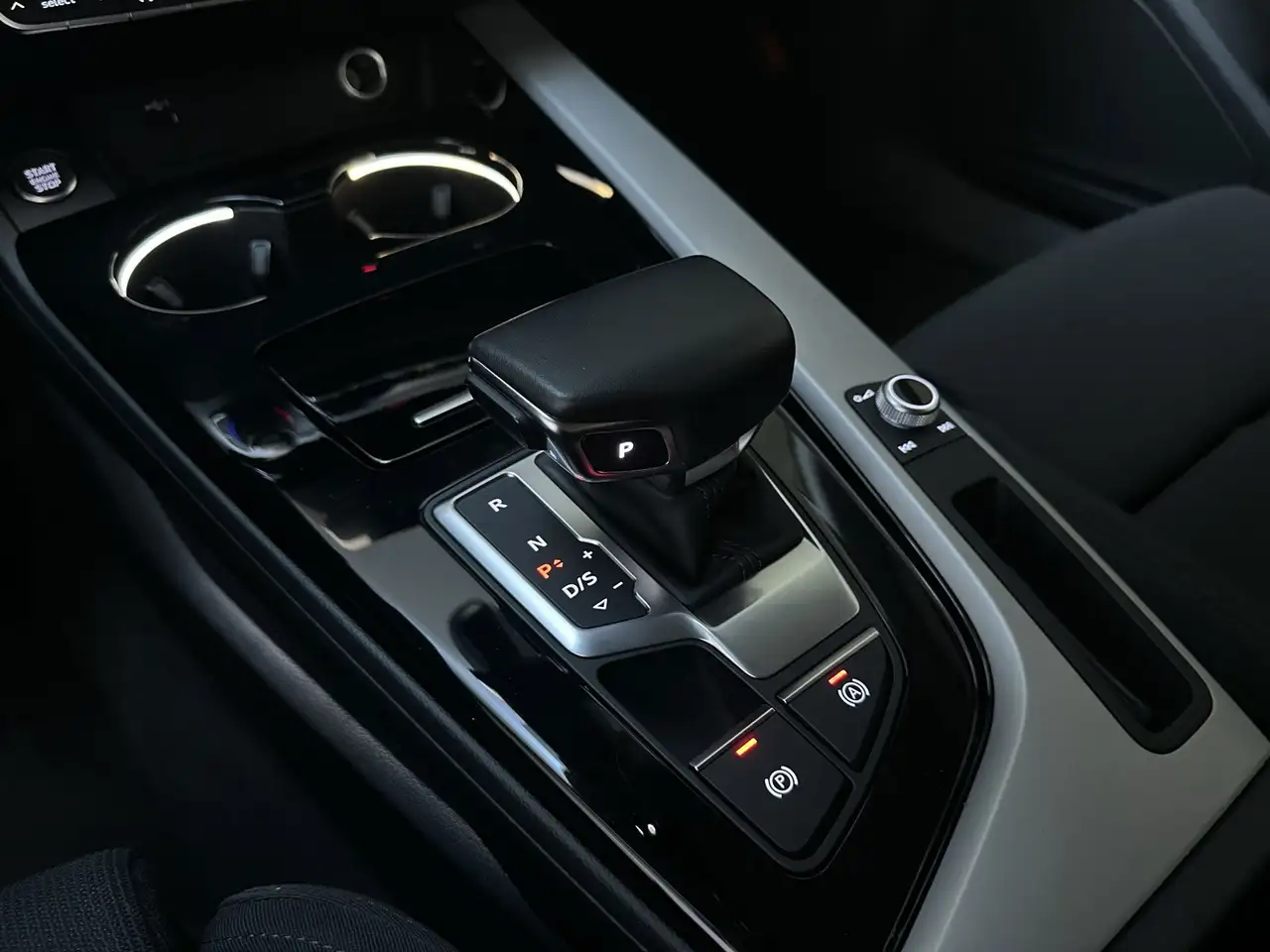Audi A4 Avant 40 TFSI Advanced Edition Parkeersensoren LED, миниатюра 27