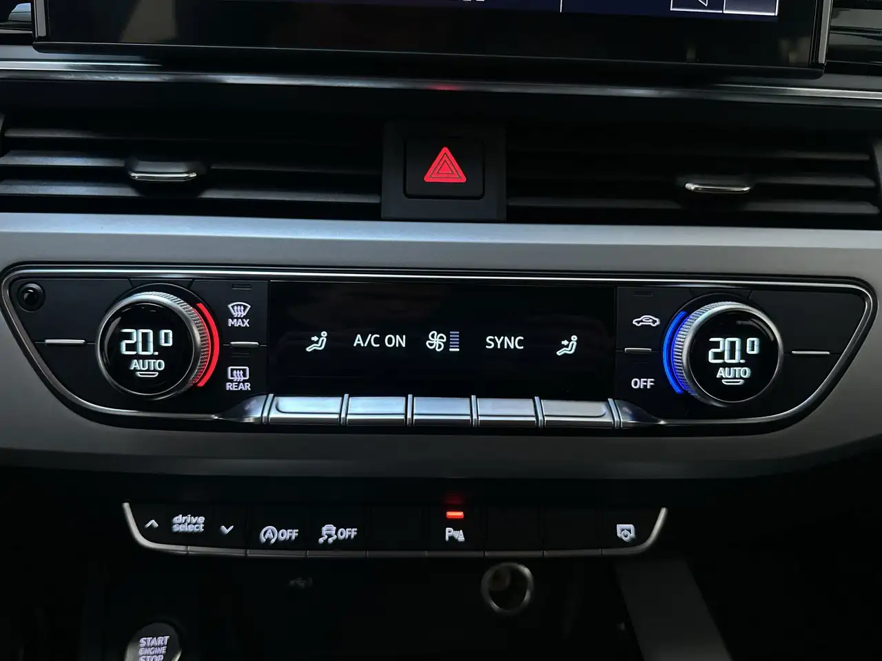 Audi A4 Avant 40 TFSI Advanced Edition Parkeersensoren LED, миниатюра 26