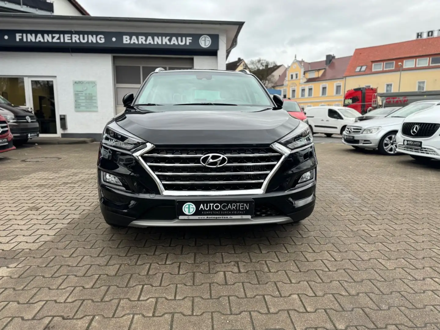 Hyundai TUCSON HYUNDAI Tucson*blue 2.0 CRDi*4WD*Aut.Premium*19% Zwart - 1