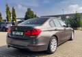 BMW 320 d Limo NAVI SHZ PDC AHK Braun - thumbnail 4