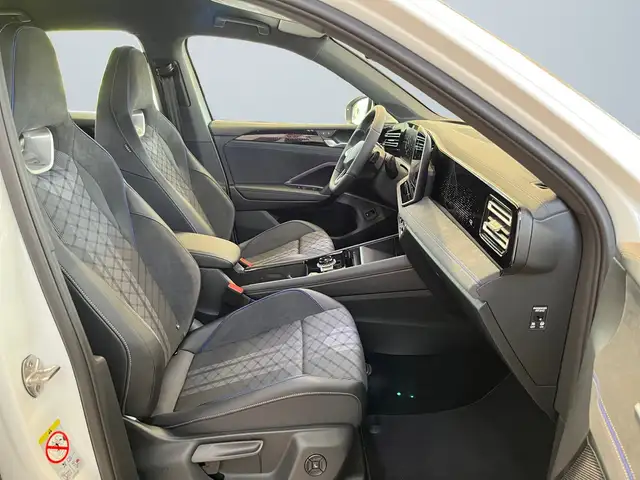 Volkswagen Tiguan view 10