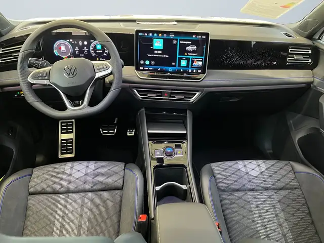 Volkswagen Tiguan view 8