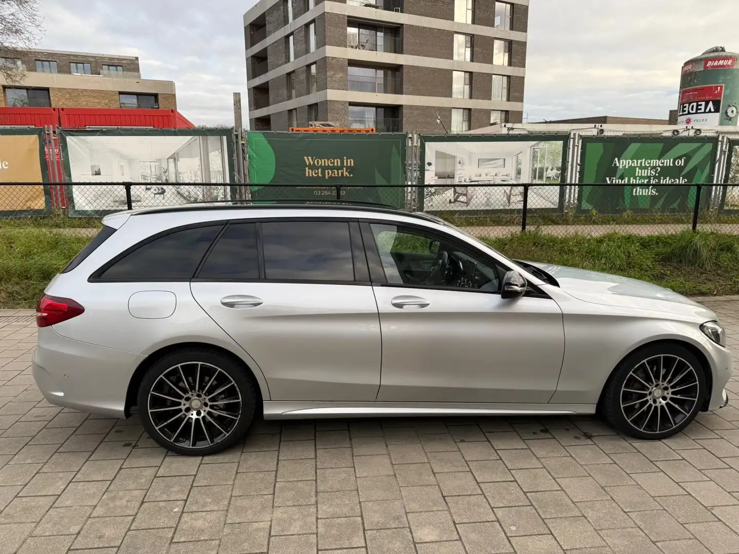 Mercedes-Benz C 220 7G-TRONIC AMG Night Pack - 2