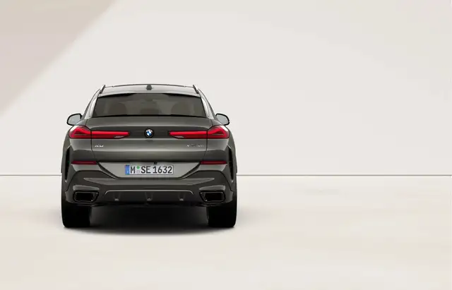 BMW X6 view 6