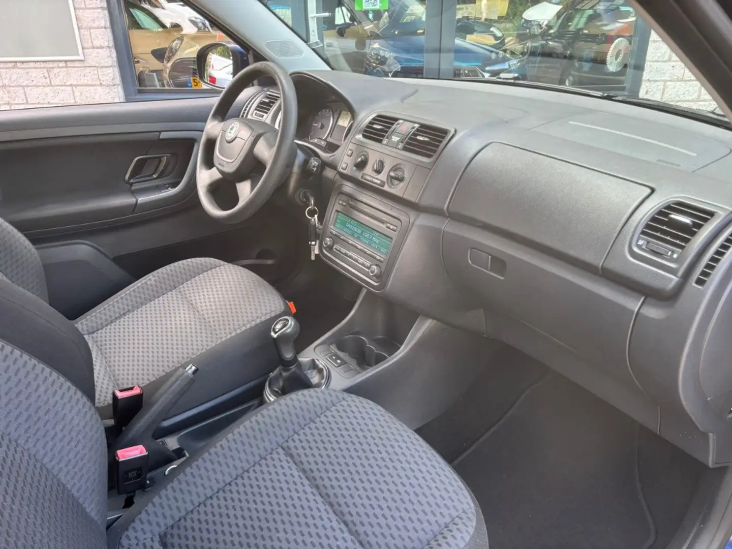 Skoda Fabia Combi 1.2 TDI Airco trekhaak Nieuwe apk Nap Bleu - 2