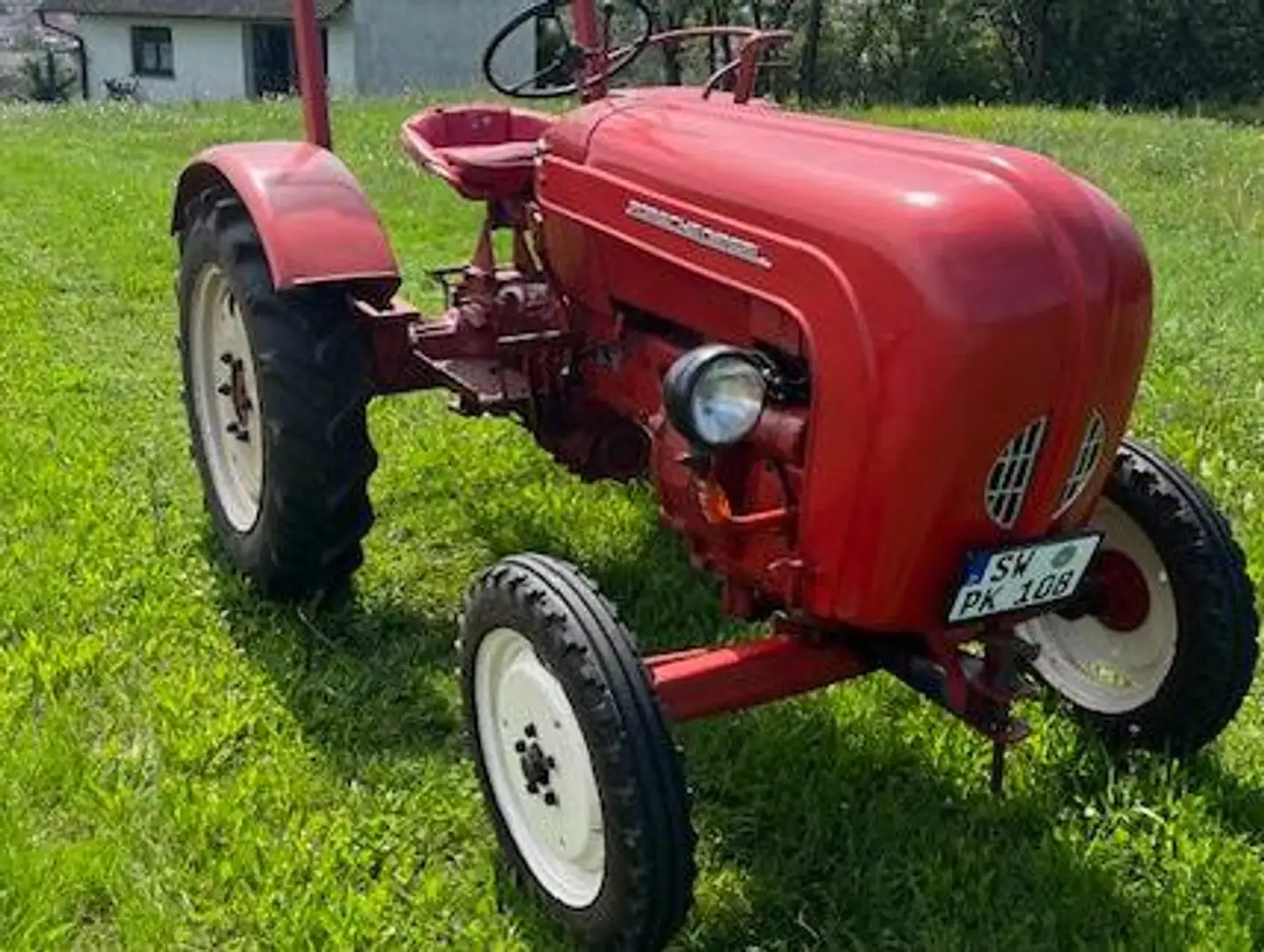 Porsche Porsche Diesel 108 Junior Червоний - 1