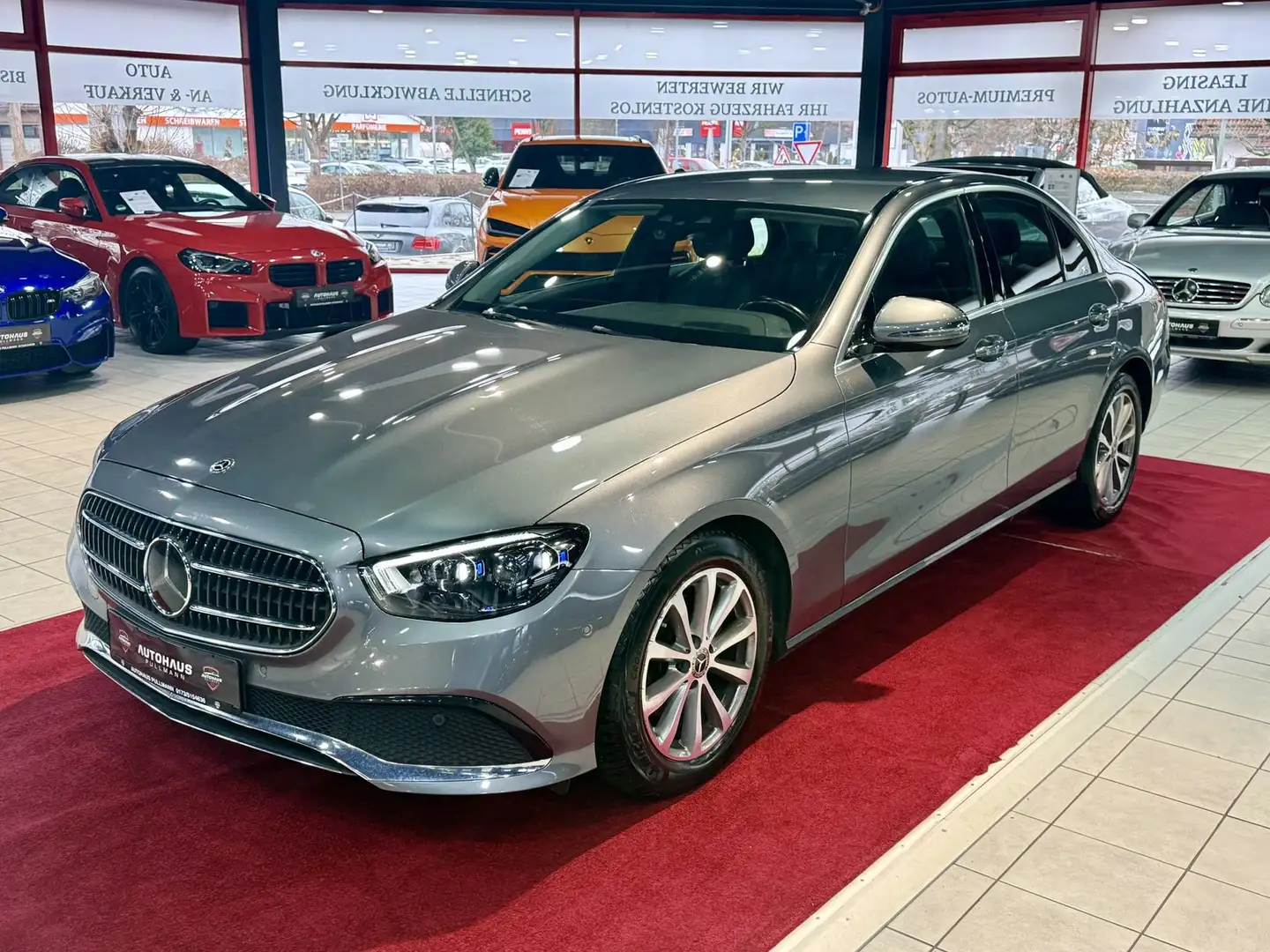 Mercedes-Benz E 220 d*MULTIBEAM*AVANTGARDE*RÜCKFAHRK.*HEADUP* Grijs - 1