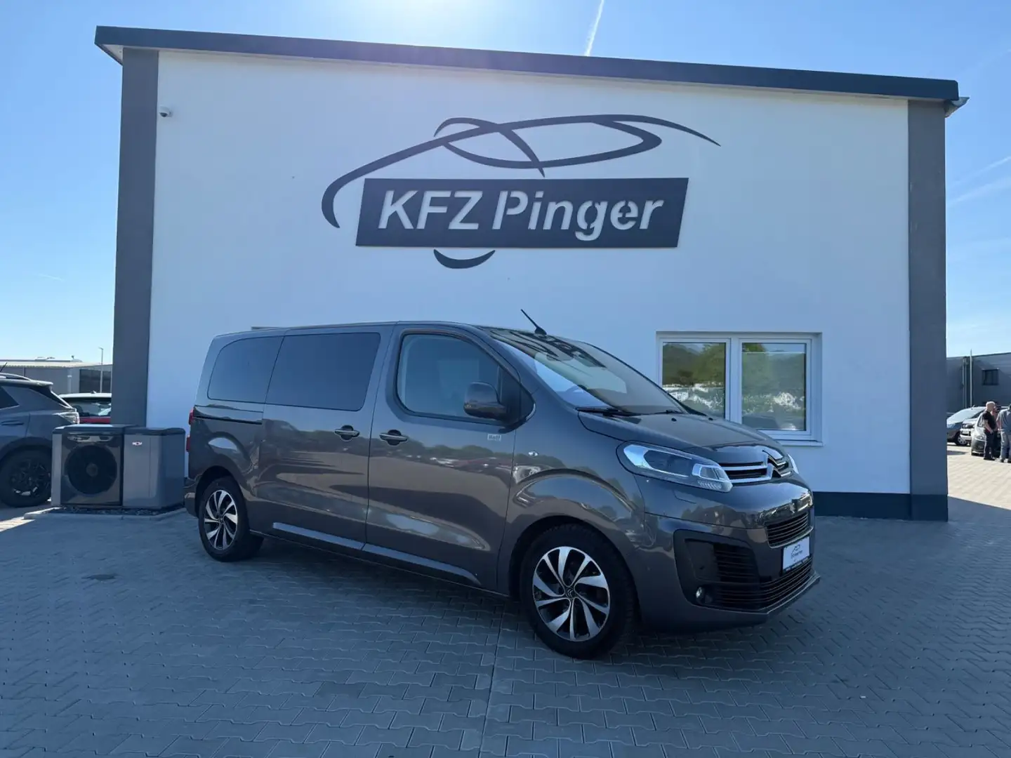 Citroen Spacetourer Spacetourer Feel M+AHK+HeadUp+9Sitze Gris - 1