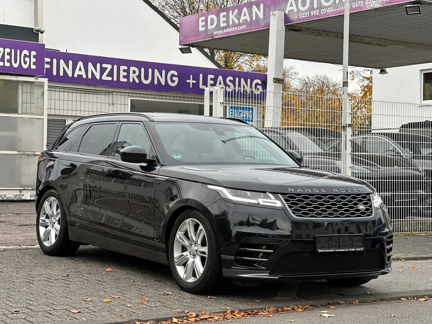 Land Rover Range Rover Velar R-Dynamic SE HEAD-UP/PANO/LEDER/NAVI/LUFTFEDERUNG Noir - 1