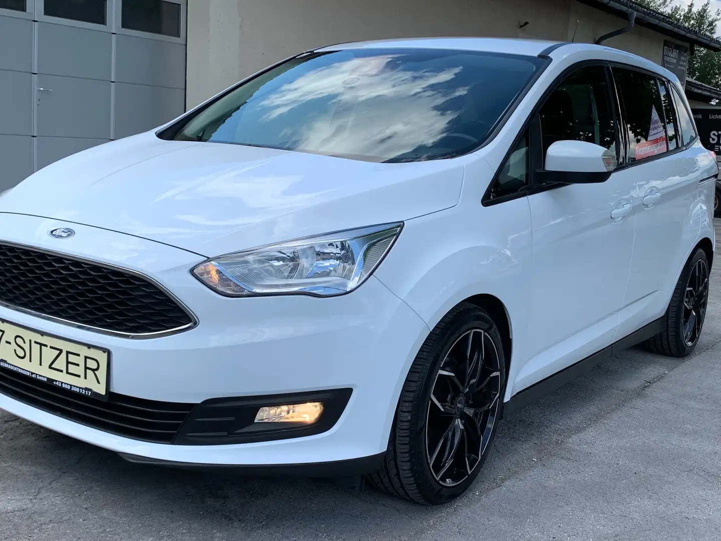 Ford Grand C-Max 7-Sitzer, Service NEU, Pickerl NEU, sehr gepflegt! Weiß - 1