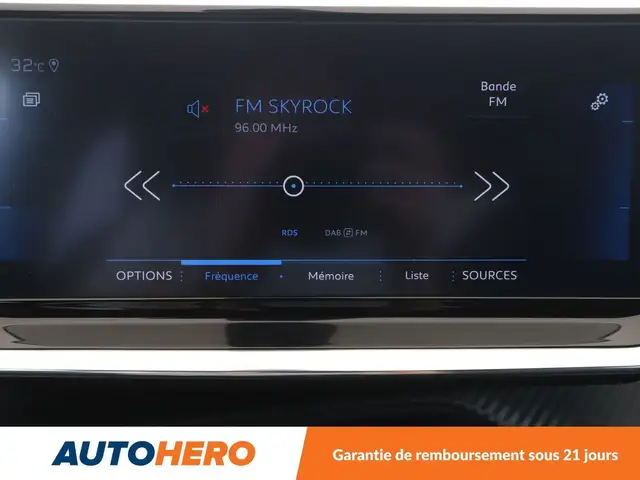 Peugeot 208 view 20