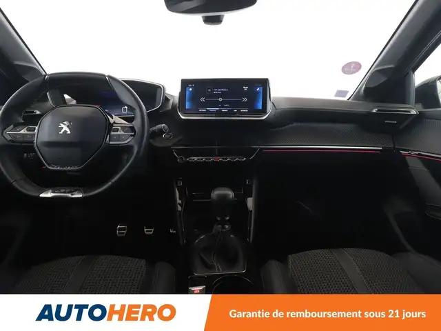 Peugeot 208 view 12
