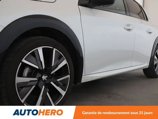 Peugeot 208 view 26