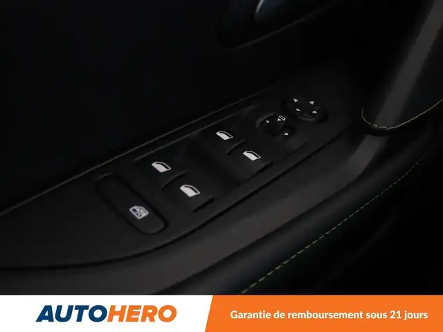 Peugeot 208 view 24