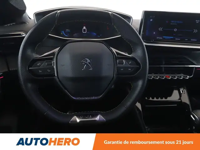 Peugeot 208 view 19
