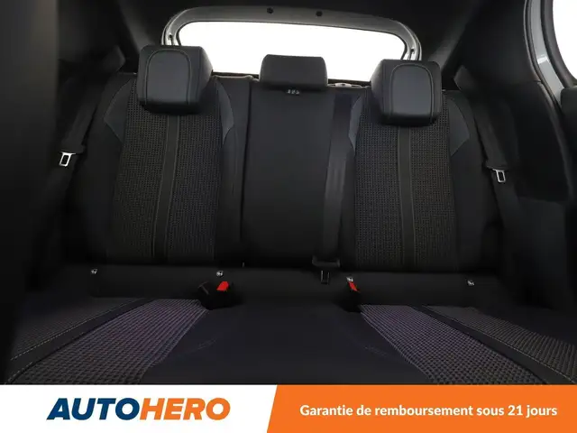 Peugeot 208 view 15
