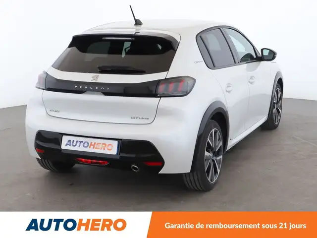 Peugeot 208 view 6