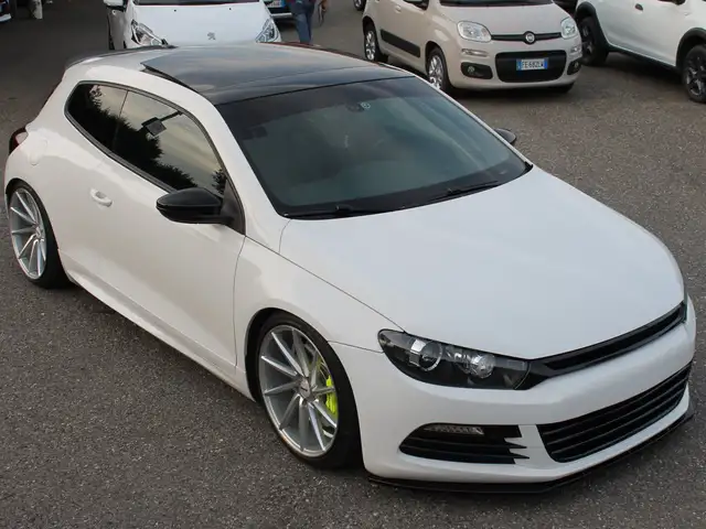 Volkswagen Scirocco 2.0 TDI 140CV DPF **TETTO APRIBILE**BIXENO**