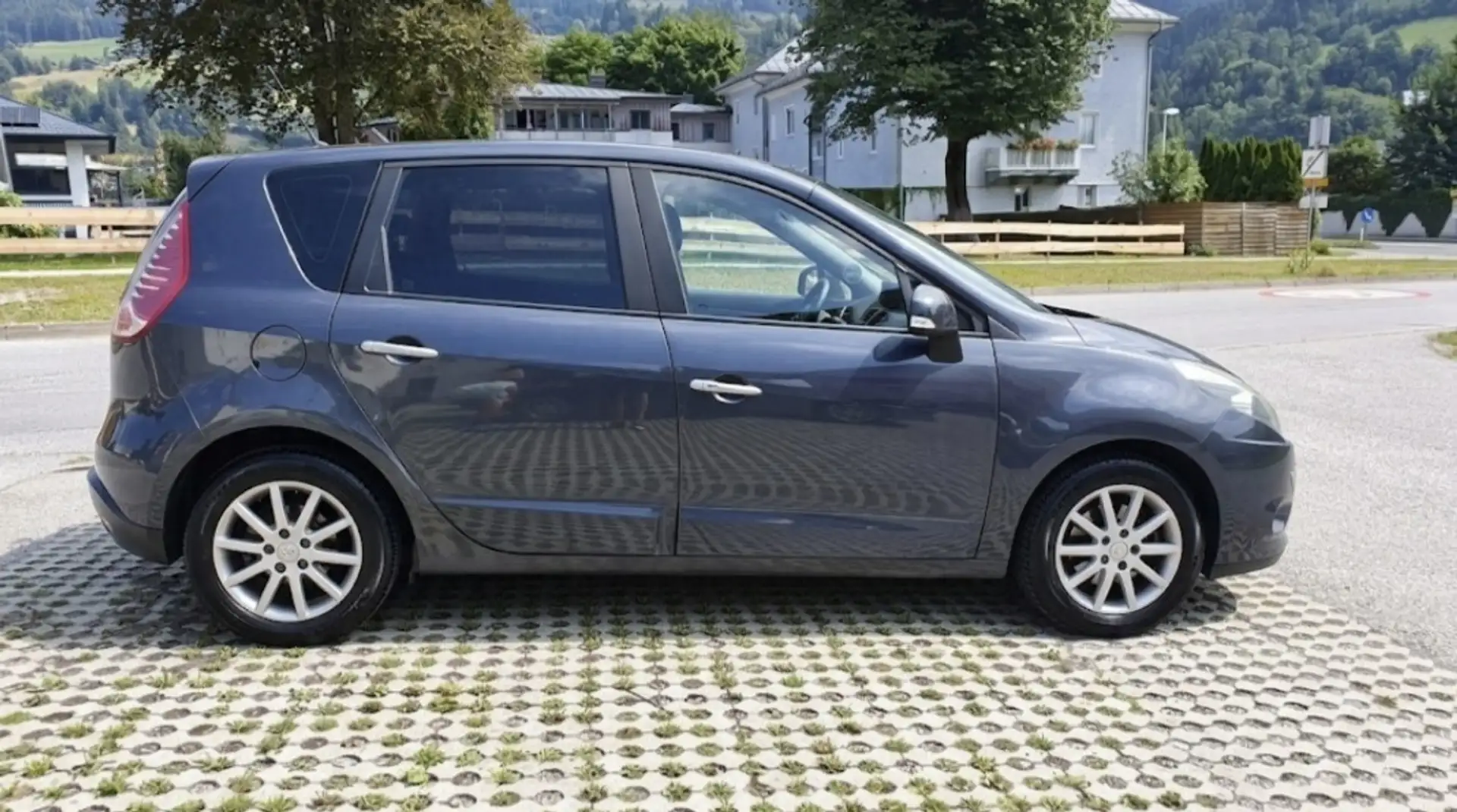 Renault Scenic 1.6 dCi 130 start & Stop Dynamique - 1