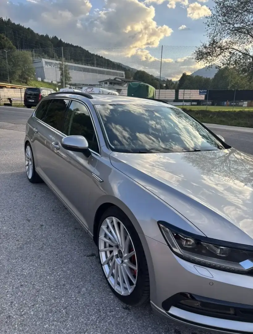 Volkswagen Passat Variant 2.0 TDI DSG (BlueMotion Technology) Comfortline - 2