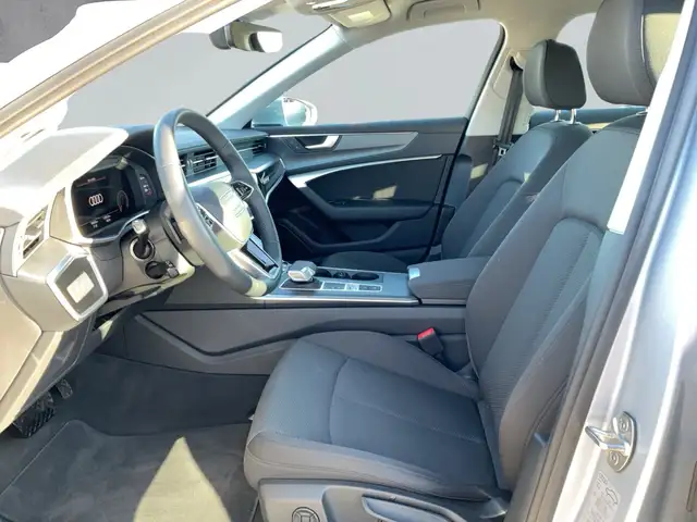 Audi A6 view 10