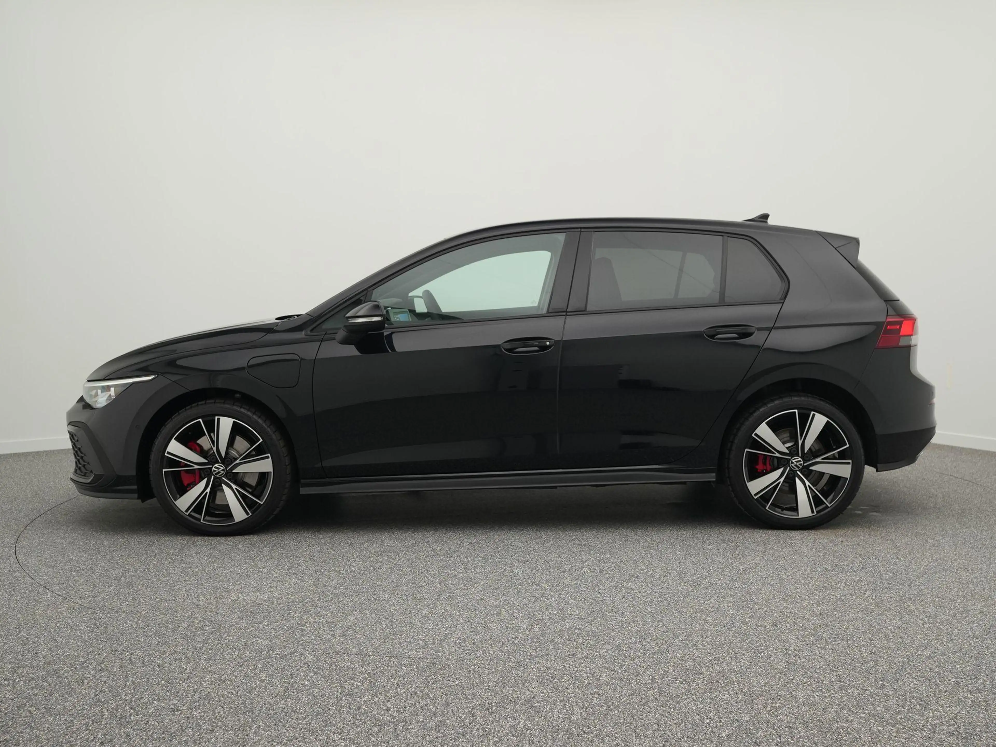Volkswagen Golf GTE 1.4 eHybrid 245 pk | LED plus | Navigatie | Stoel — photo 12