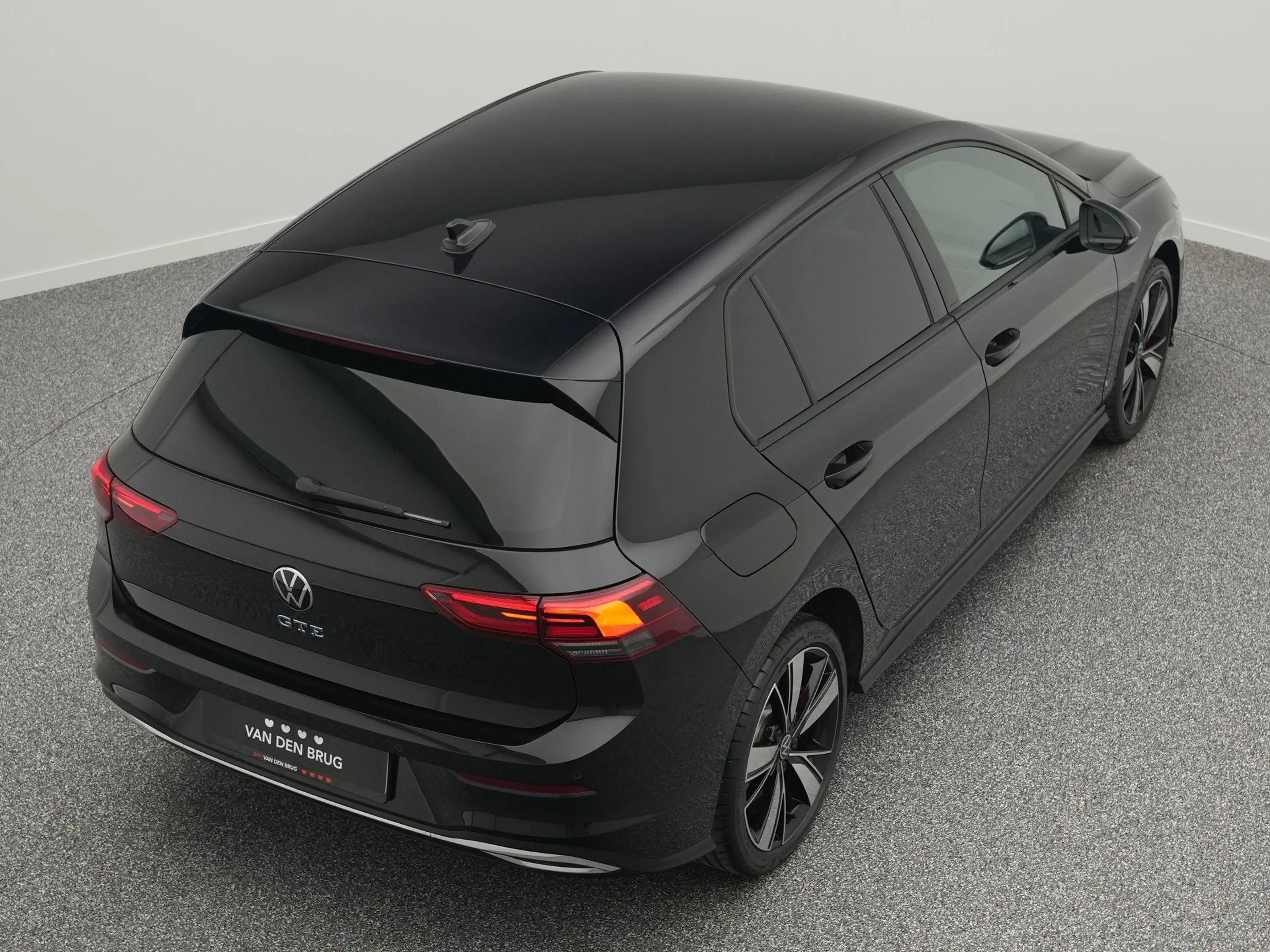 Volkswagen Golf GTE 1.4 eHybrid 245 pk | LED plus | Navigatie | Stoel — photo 14