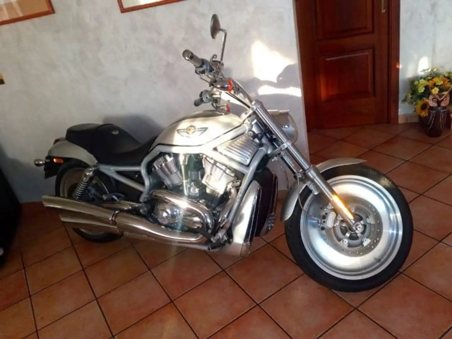 Harley-Davidson V-Rod Argento - 2