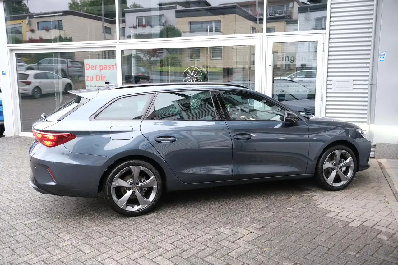 Cupra Leon Sportstourer SP 2.0 TSI DSG 4Drive Sennheiser A..., миниатюра 19