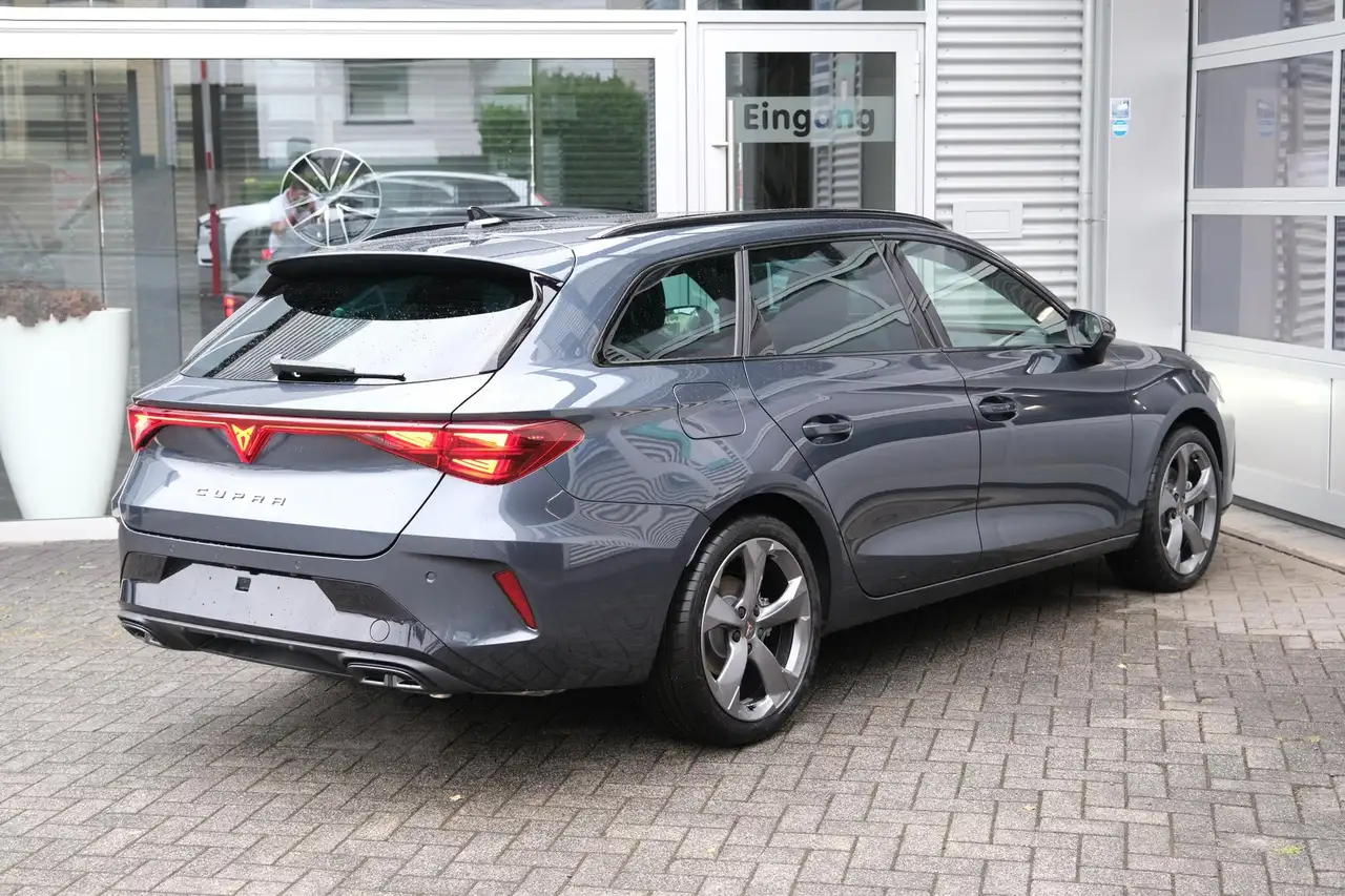 Cupra Leon Sportstourer SP 2.0 TSI DSG 4Drive Sennheiser A..., миниатюра 18