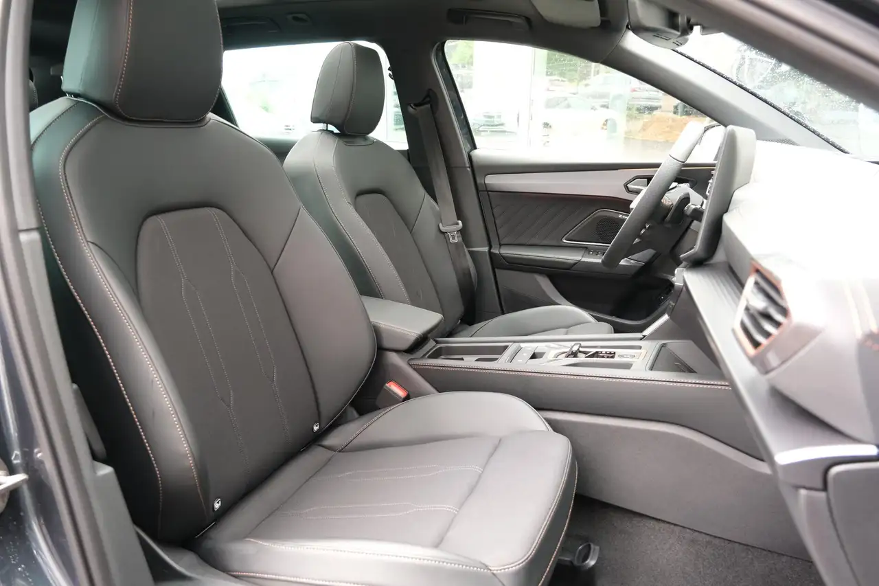 Cupra Leon Sportstourer SP 2.0 TSI DSG 4Drive Sennheiser A..., миниатюра 8