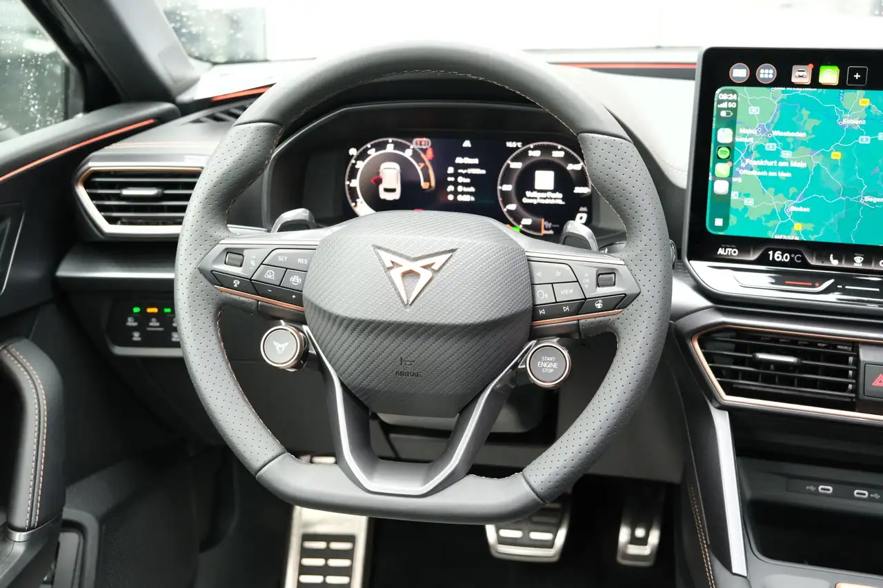 Cupra Leon Sportstourer SP 2.0 TSI DSG 4Drive Sennheiser A..., миниатюра 13