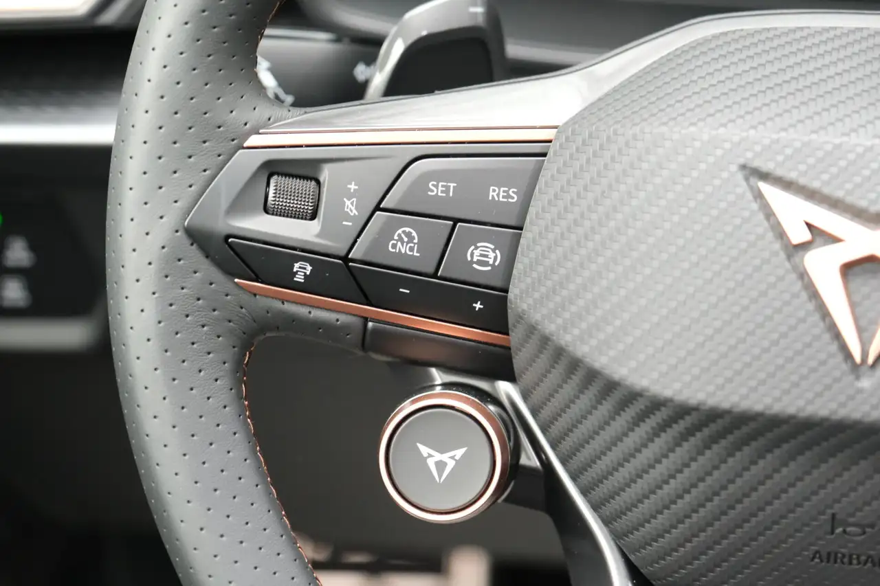 Cupra Leon Sportstourer SP 2.0 TSI DSG 4Drive Sennheiser A..., миниатюра 20