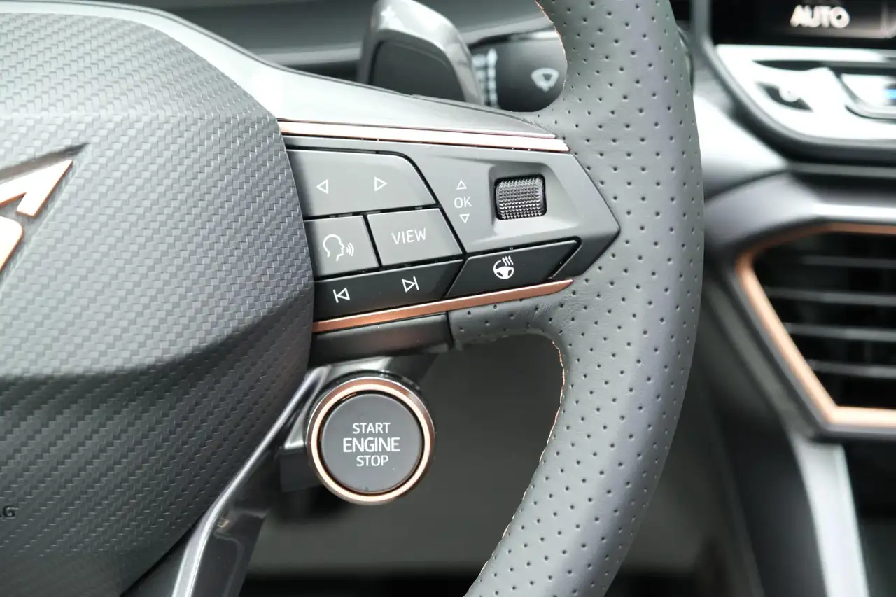 Cupra Leon Sportstourer SP 2.0 TSI DSG 4Drive Sennheiser A..., миниатюра 21