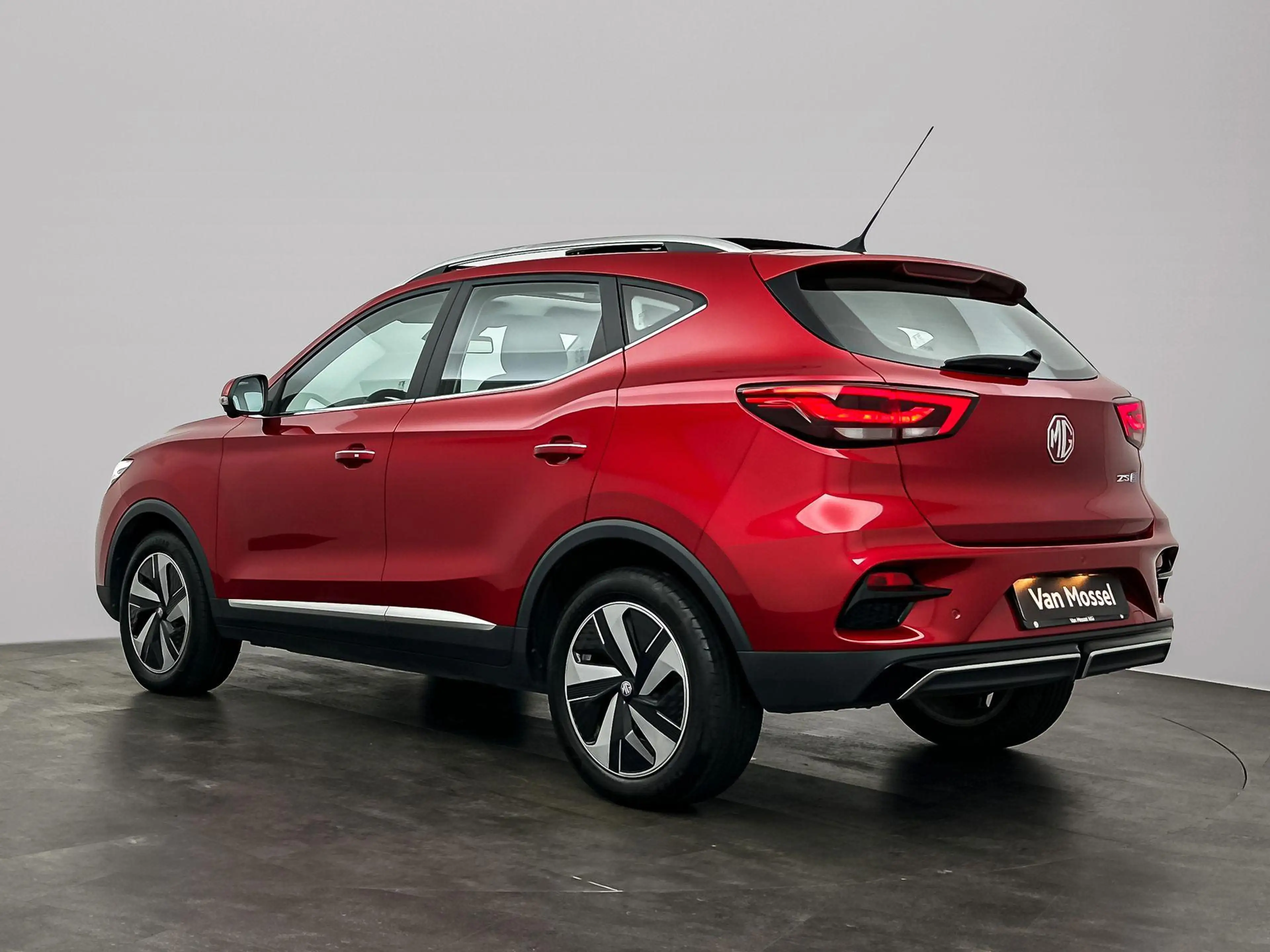 MG ZS MG EV EV Long Range Luxury 70 kWh — photo 3